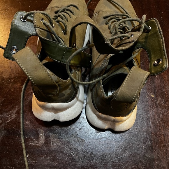 Steve Madden shoes - Picture 3 of 3